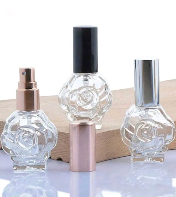 Flacon Format fleur rempli de 12ml de parfum Luxe idéal cadeau au choix